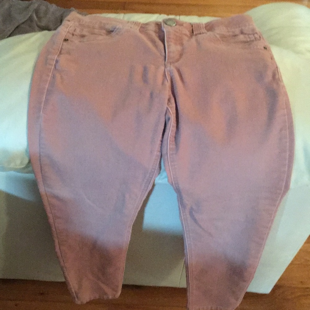 Salmon Straight-Leg Stretch Jeans by Democracy